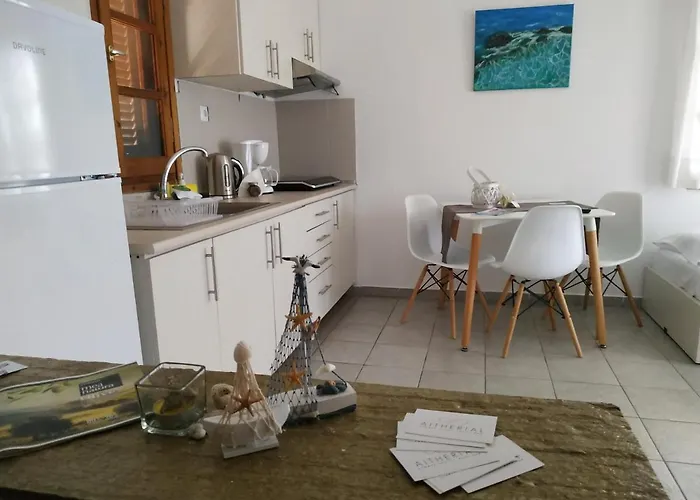 Aitherial Summer House וורוורו