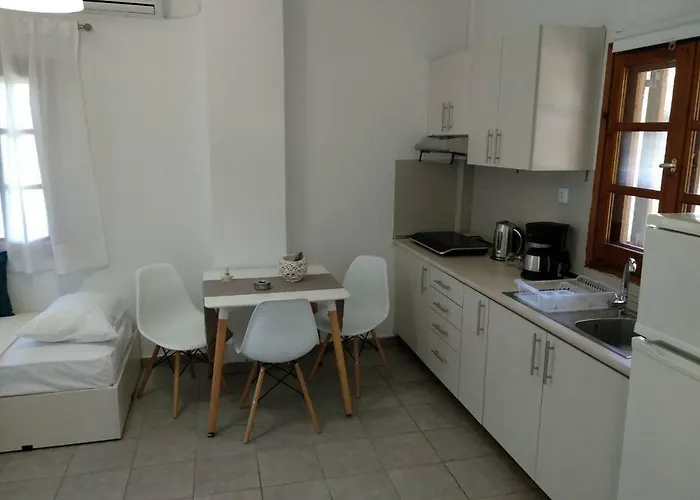 Aitherial Summer House شقة فوروفورو